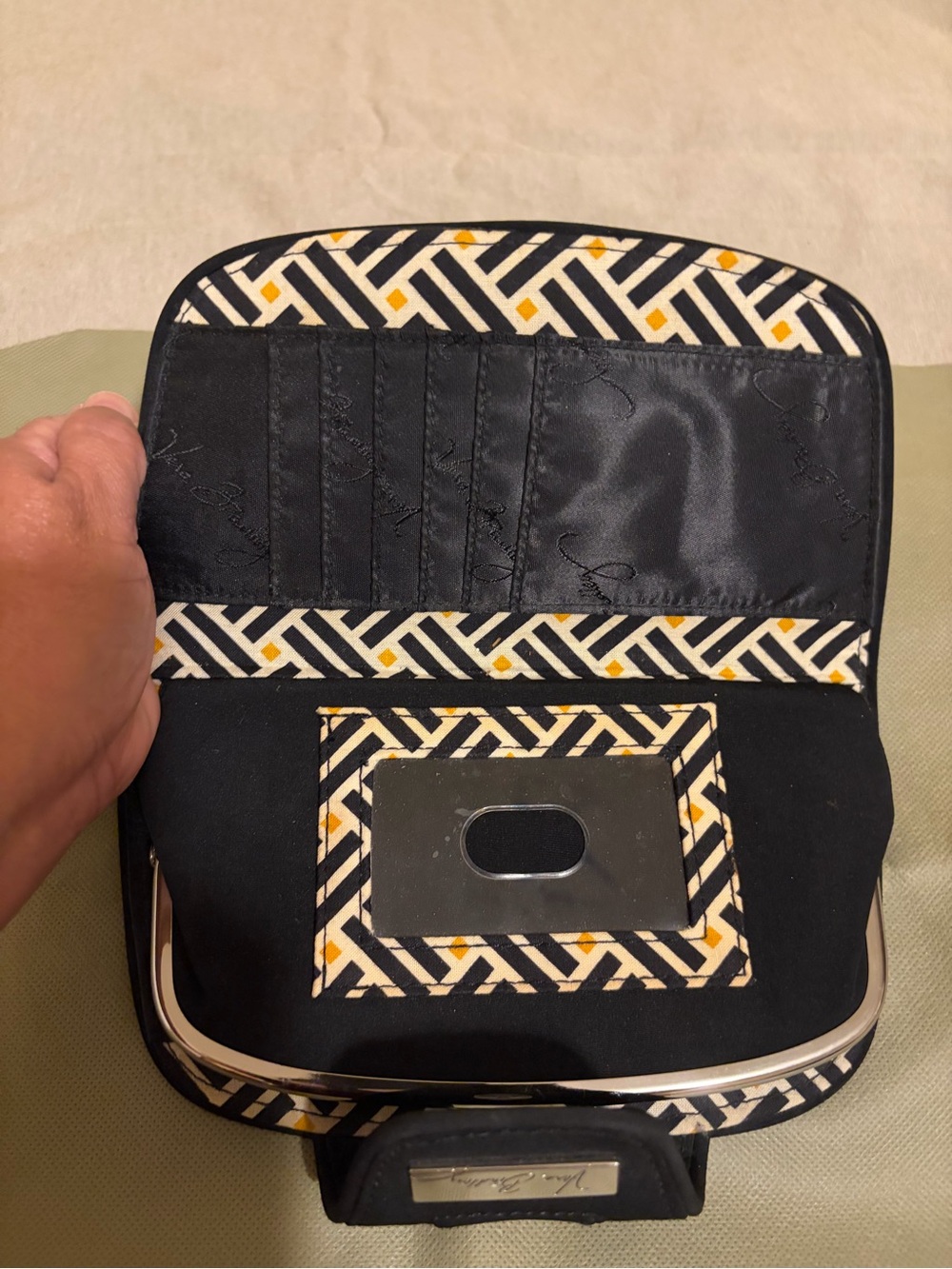 Vera Bradley Kiss n Snap Wallet Classic Black Quilted Double Kiss Lock Clutch - Picture 3 of 5